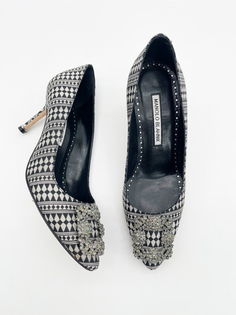 Manolo Blahnik Hangisi Black Silver Geometric Crystal Brooch Pumps Heels IT 37